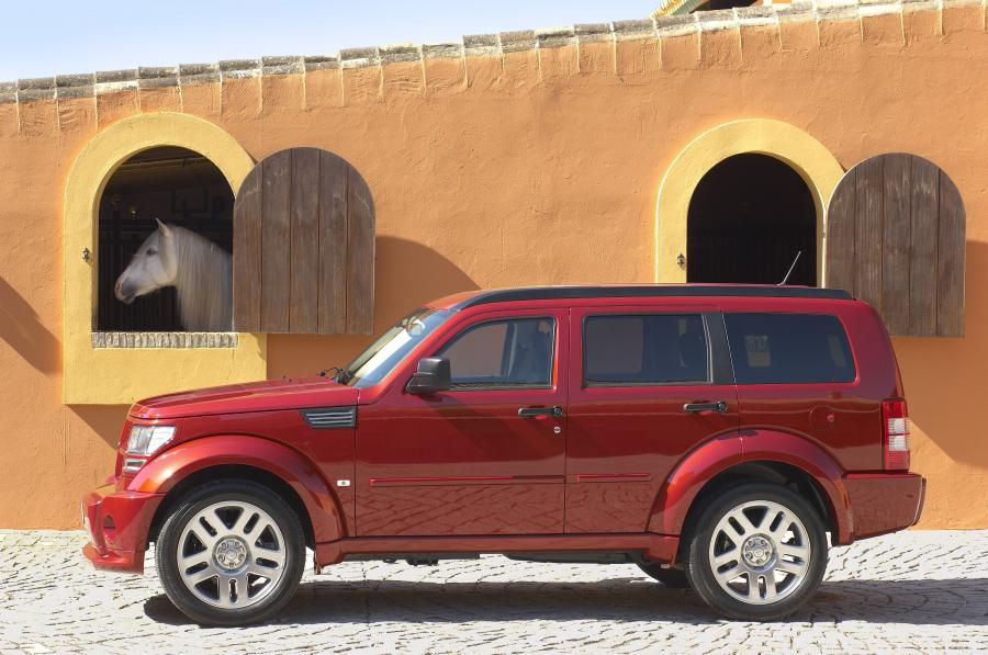  Dodge Nitro 2007 года  (фото 31 из 152)